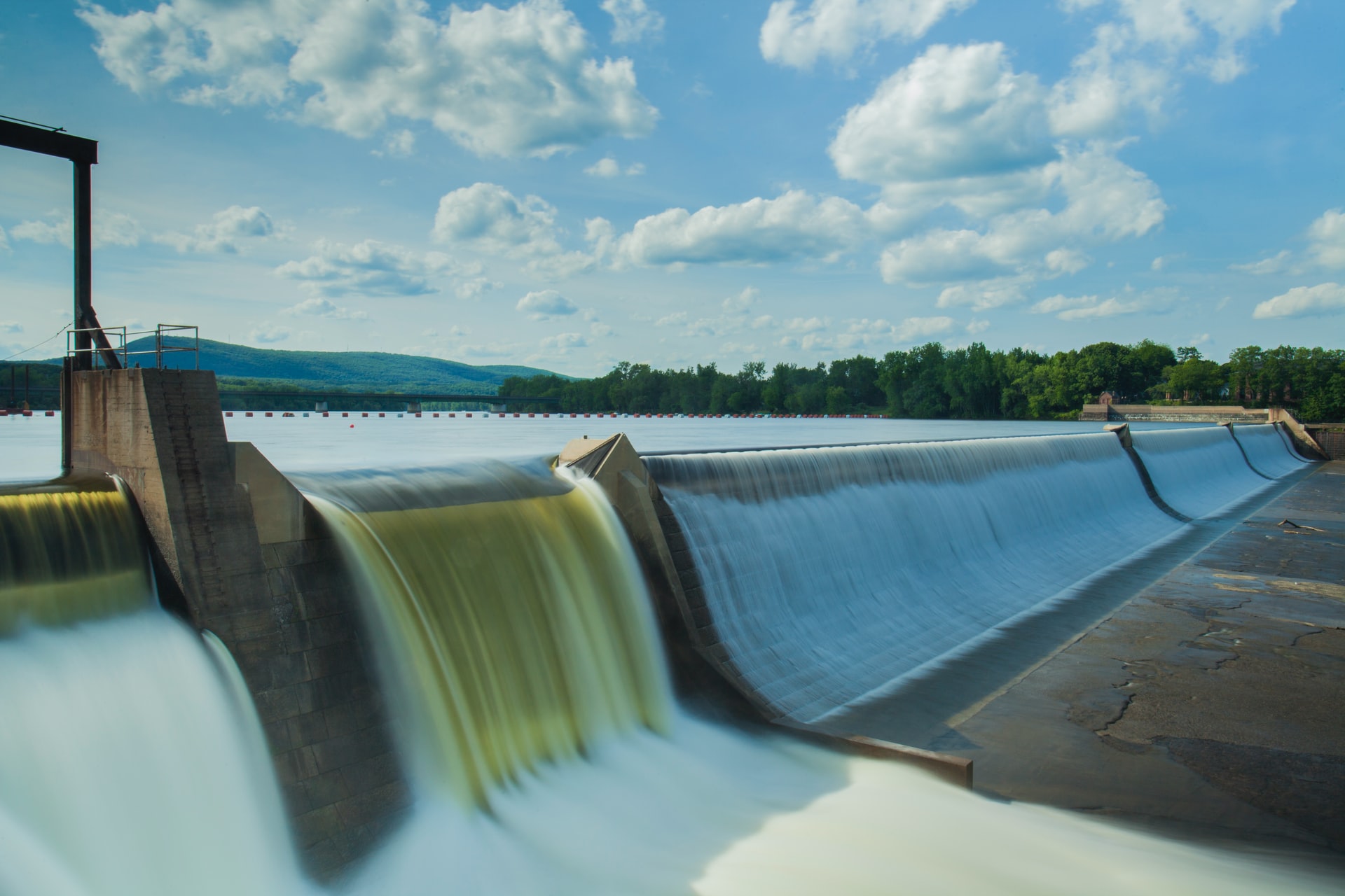 Energia idroelettrica: la potenza dell’acqua al nostro servizio